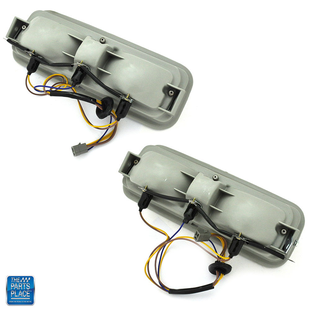 1968 GTO Tail Lamp Light Plastic Housings LH & RH W Sockets