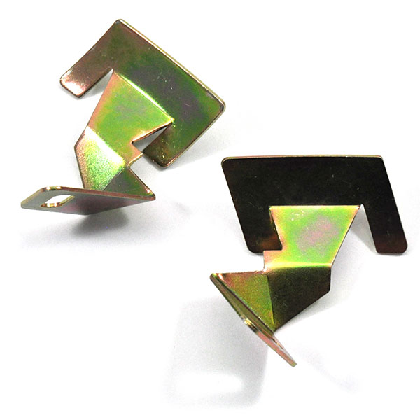 1970 Chevrolet Nova/Chevy II LOWER WINDSHIELD REVEAL MOLDING CORNER CLIPS - PR | XP6920N
