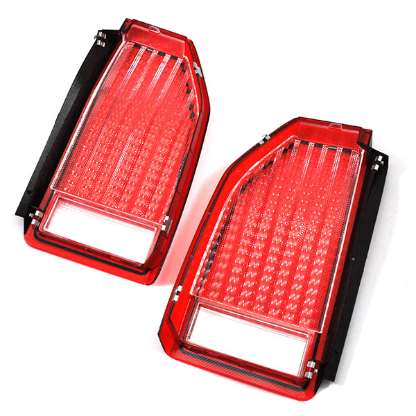 1988 Chevrolet Monte Carlo TAIL LAMP LENS (PAIR) - OEM FACTORY TAIL LAMP REPLACEMENT LENS. HAS DARK CHARCOAL GREY PINSTRIPE AROUND THE OUTSIDE. REPLACES GM # 16508511 / 16508510. MUST ORDER THE SHIELD EMBLEM SEPARATELY | XL11257M