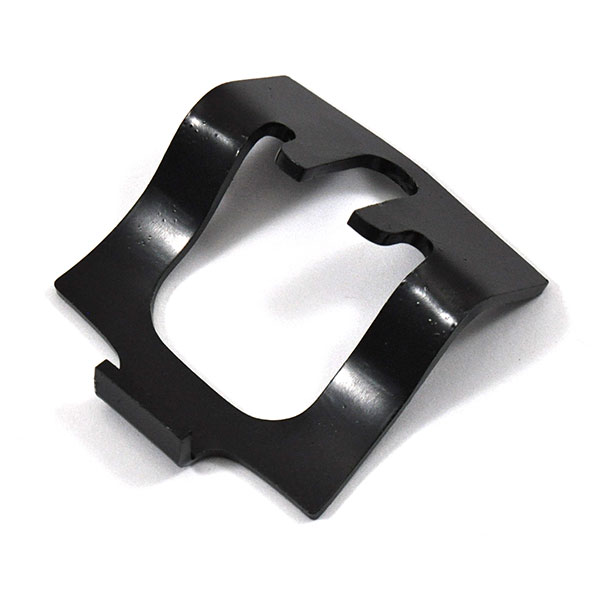 1970 Chevrolet Chevelle/Malibu FRONT UPPER DOOR FRONT DOOR PANEL MOUNTING BRACKET RETAINER | IN4040Z