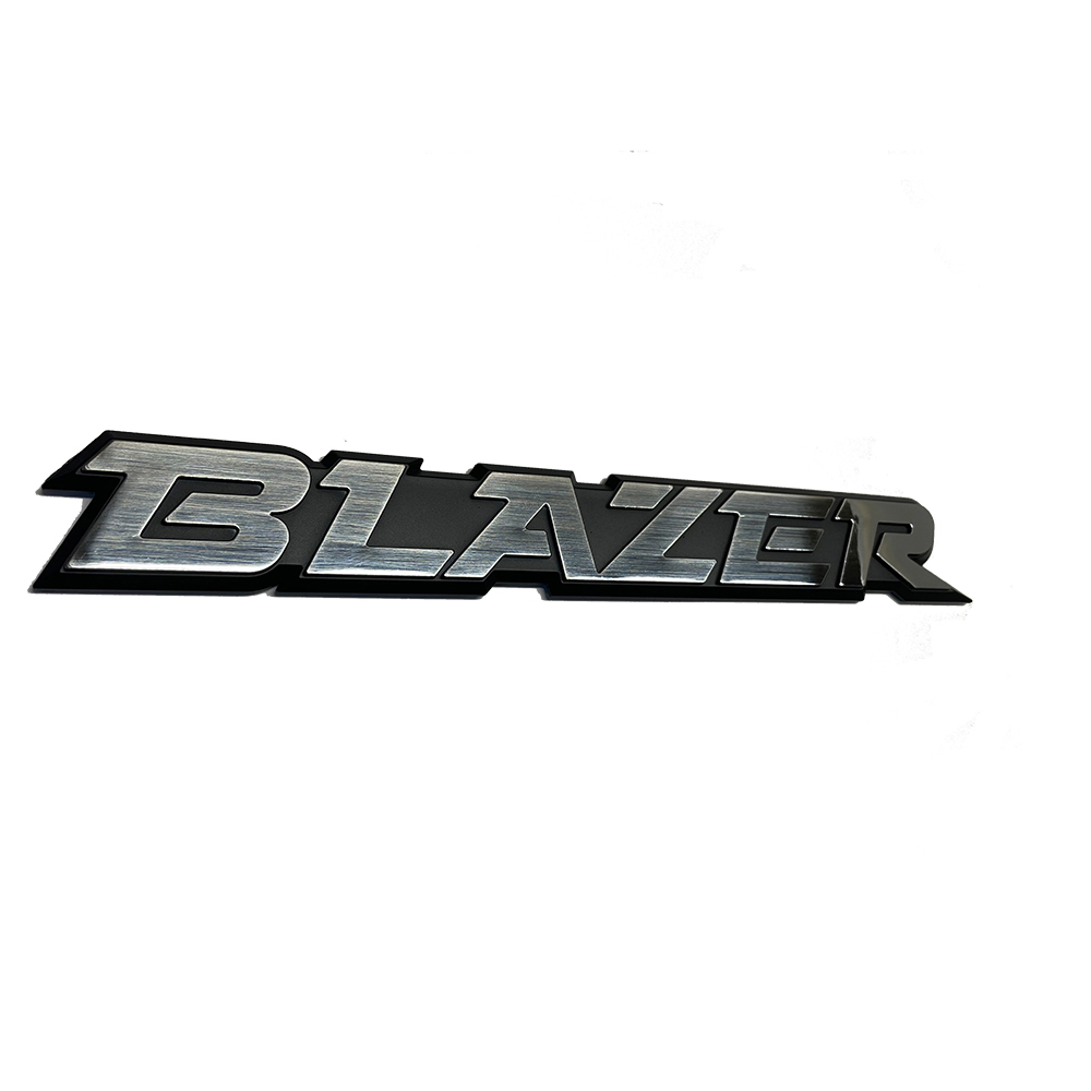 1997 GM Truck DOOR BLAZER EMBLEM GM 15629986 – EA | 15629986