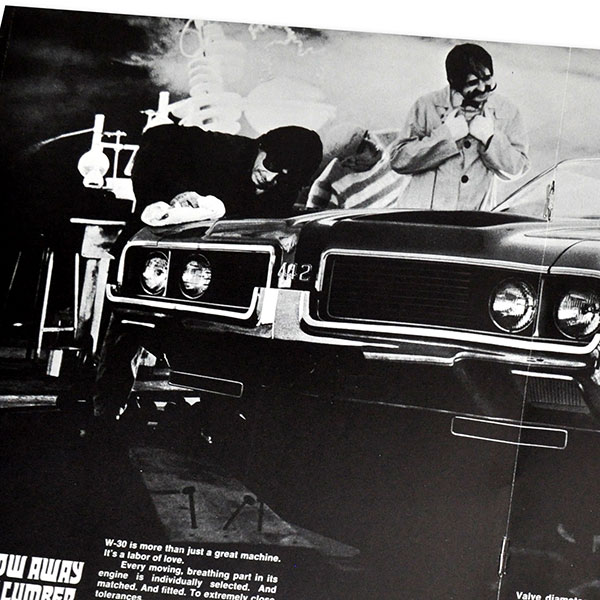 1969 Oldsmobile Cutlass/442/F85 DR OLDS W MACHINES SALES CATALOG | SF0182