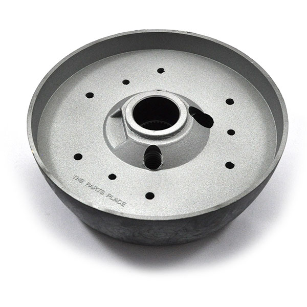 1972 Chevrolet Nova/Chevy II SPORT WHEEL HUB (FOR WOOD WHEELS AND CUSHION GRIP 3-SPOKE) | ST5458Z