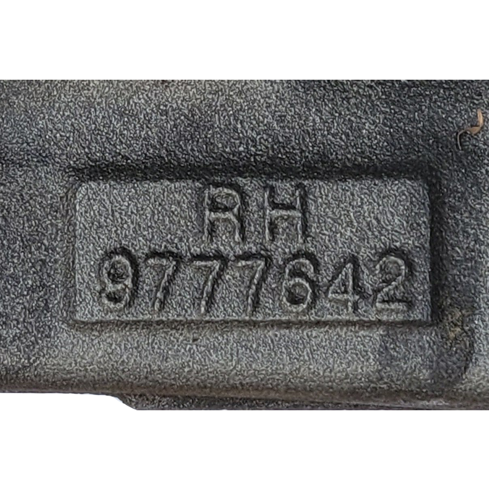 1966 Pontiac GTO/LeMans/Tempest RAM AIR H/O EXHAUST D-PORT MANIFOLDS (WILL WORK ON 64-67) 3 BOLT EXHAUST FLANGE ON BOTH MANIFOLDS (9777646 LH & 9777642 RH) - PR | EX2345G