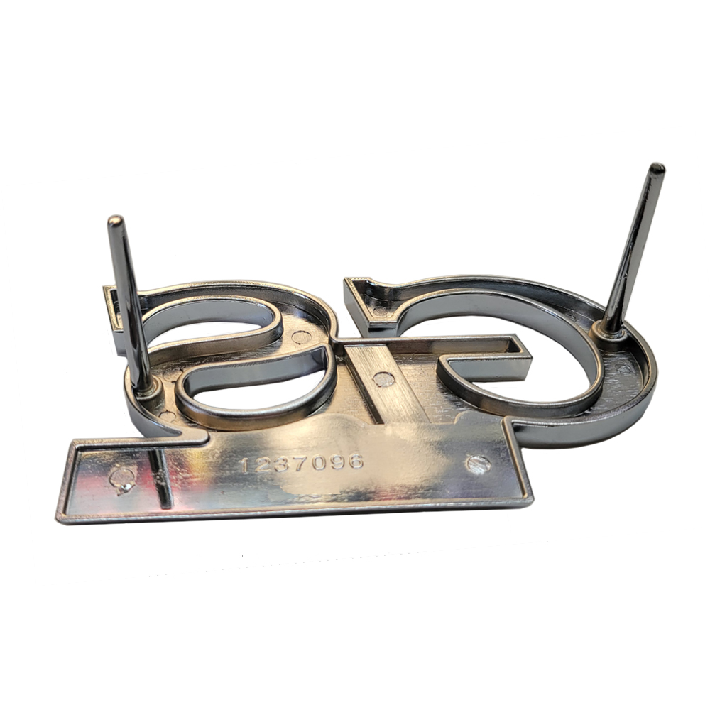 1971 Buick Skylark/GS/Regal/GN GRILLE EMBLEM 