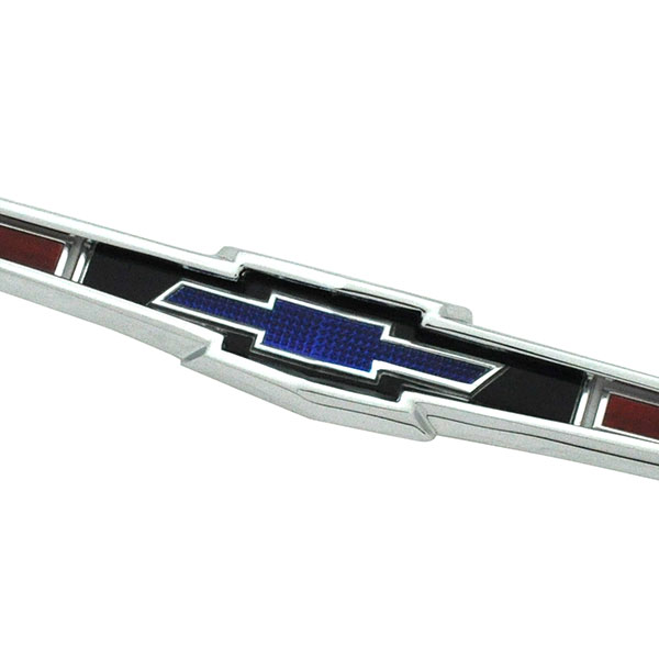 1965 Chevrolet Impala/Caprice/Bel Air IMPALA HOOD EMBLEM ASSEMBLY | EM2462P
