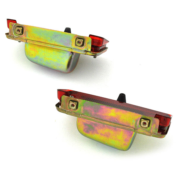 1971 Chevrolet El Camino REAR BUMPER REFLECTOR ASSEMBLY - PR | XL4083E