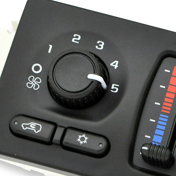2004 Miscellaneous HEATING & A/C CONTROL PANEL W/OUT REAR WINDOW DEFOGGER SWITCH GM 25945047 | 25945047