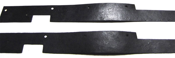 1965 Oldsmobile Cutlass/442/F85 UPPER SHROUD SEAL - PR | CS1668T