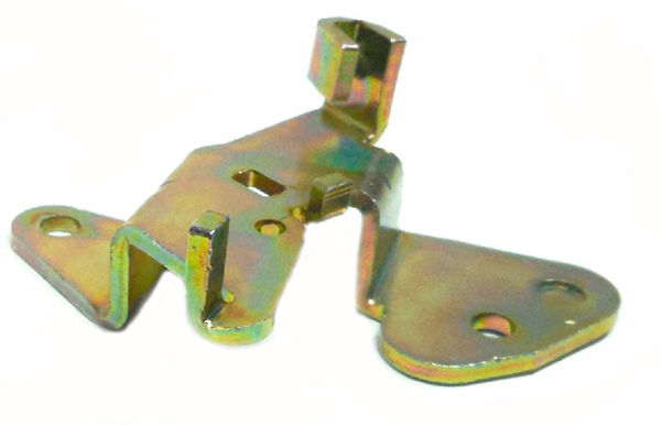 1964 Pontiac GTO/LeMans/Tempest TRI POWER THROTTLE ARM - CENTER CARBURETOR (THIS PART BOLTS DIRECTLY TO THE THROTTLE SHAFT) | TP21751G