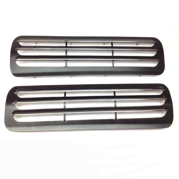 1966 Pontiac GTO/LeMans/Tempest TAIL LAMP BEZELS - PR (NEW SHOW QUALITY TAIL LAMP BEZELS FEATURE CHROME PLATED RIBS AND DIE-CAST POTMETAL, LIKE FACTORY ORIGINAL. YOU CAN EITHER SNAP YOUR OLD STAINLESS TRIM ON TO THESE BEZELS OR TAPE OFF THE CHROME RIBS BEFORE PAINTING) | XL4211G
