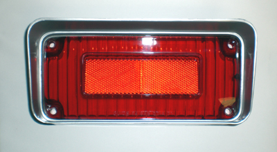 1971 Oldsmobile Cutlass/442/F85 TAIL LIGHT LENS (LOWER - 2 NEEDED PER CAR) REPRODUCTION - EA | XL4408T