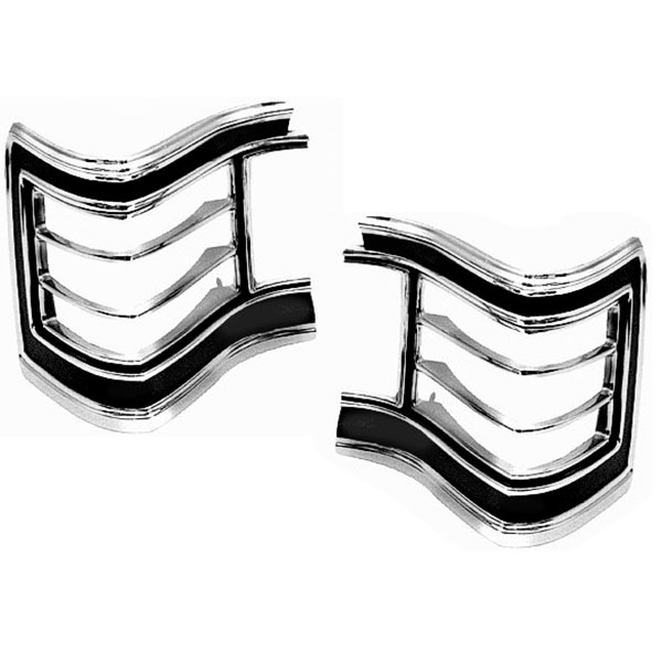 1967 Chevrolet Chevelle/Malibu TAIL LAMP BEZEL - PR | XL4681V