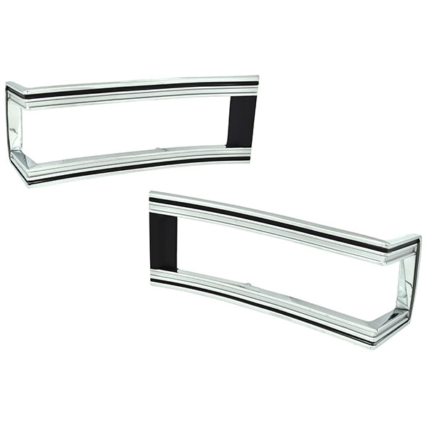 1968 Chevrolet Chevelle/Malibu TAIL LAMP BEZEL - PR | XL4682V