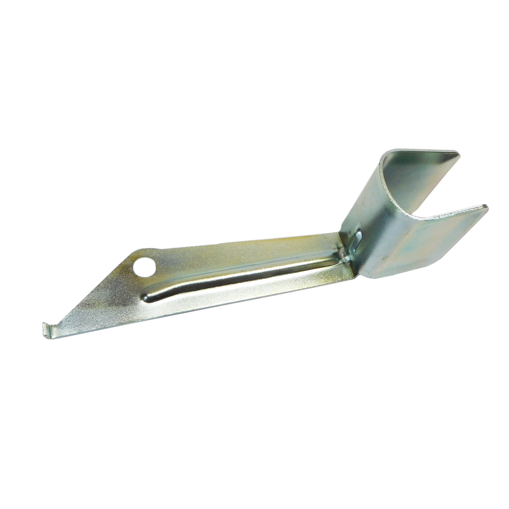 1967 Pontiac GTO/LeMans/Tempest BRACKET HEATER HOSE (MOUNTS ON CYLINDER HEAD) | CS1580F