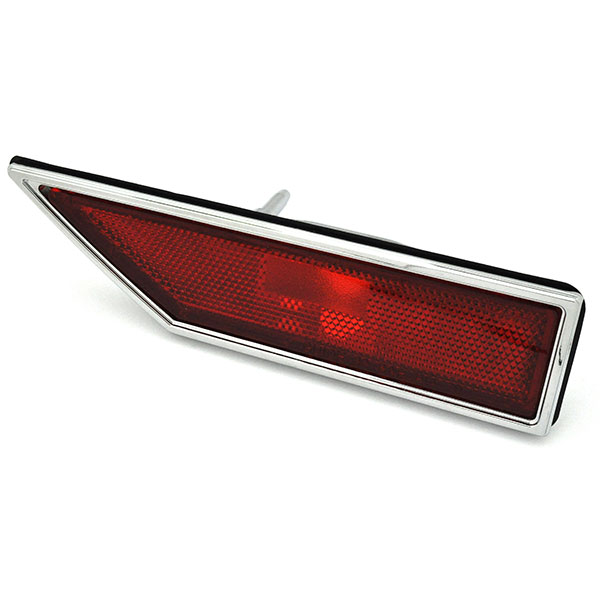1972 Oldsmobile Cutlass/442/F85 REAR QUARTER PANEL SIDE MARKER LENS WITH BEZEL (RED) - RH | XL5156T