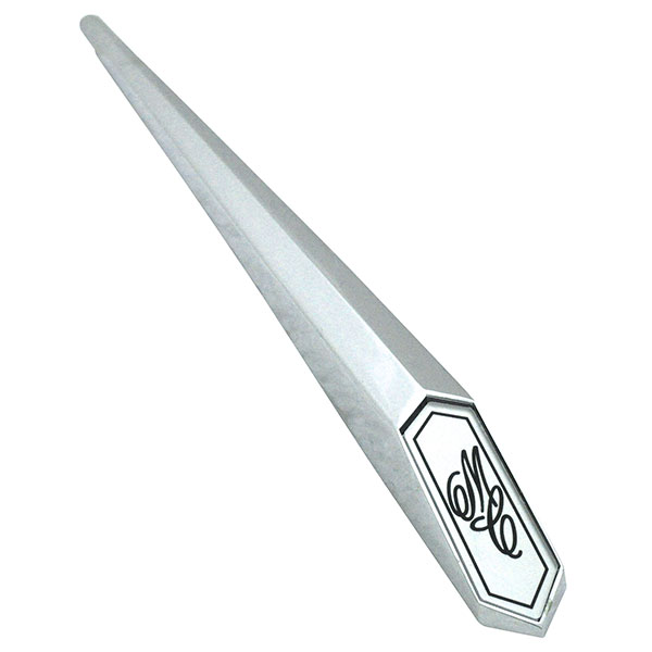 1972 Chevrolet Monte Carlo HOOD SPEAR WITH 