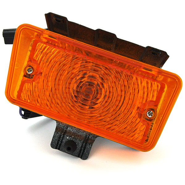 1970 Chevrolet Chevelle/Malibu PARK LAMP ASSEMBLY WITH AMBER LENS - EA | XL12615V