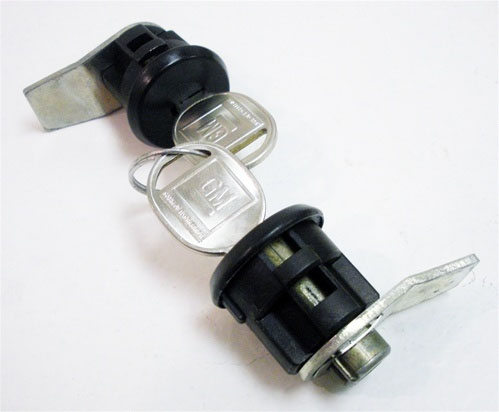 1987 Pontiac Grand Prix 69-UP T-TOP LOCK KIT - LATER KEY 476 | KL3965R