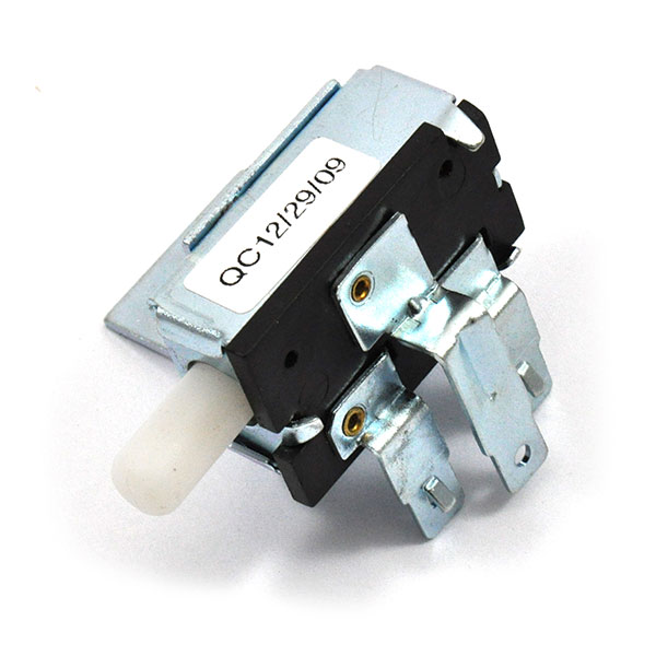 1969 Chevrolet Nova/Chevy II A/C COMPRESSOR BUTTON SWITCH - 3 TERMINAL | EL4685C