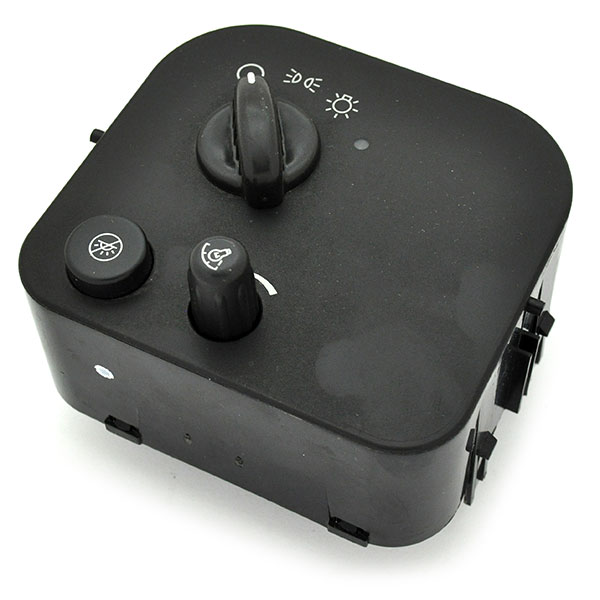 2004 GM Truck HEADLIGHT SWITCH GM 10372948; 15157676; 25932631 (GM TRUCK ENVOY/CHEVROLET TRAILBLAZER) | 10372948